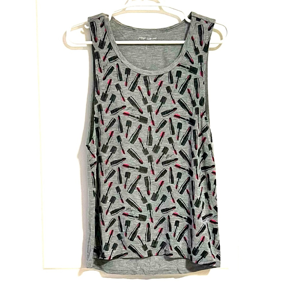 Betsey Johnson Heather Grey Soft Knit Lipstick Print Muscle T-Shirt